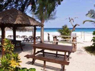Redang Beach Resort ภายนอก รูปภาพ